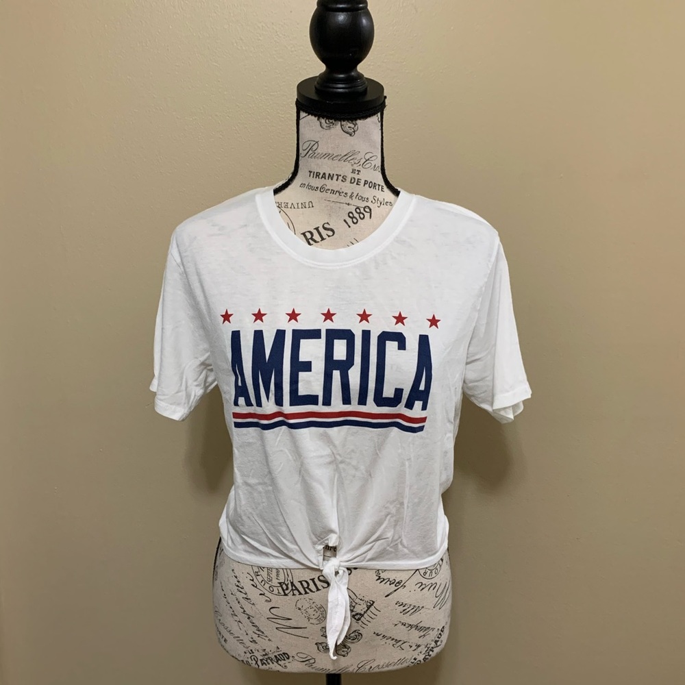 City Streets “America” Tie Front White Crop Top Size Medium